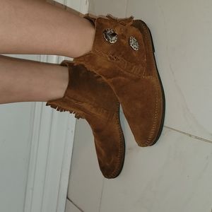 Minnetonka brown suede leather moccasins women's size 7.5